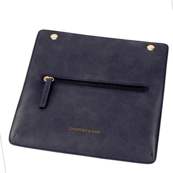 Kapten & Son Umea Pro Pouch Black 9” X 9” Vegan Leather Dust bag included - Picture 1 of 10